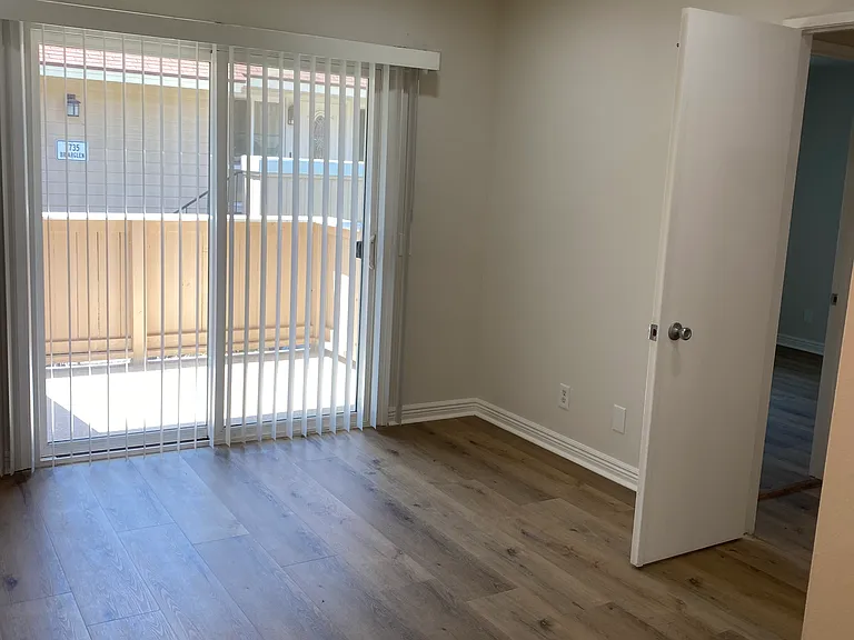 12683 Ferndale Cir — Photo 14