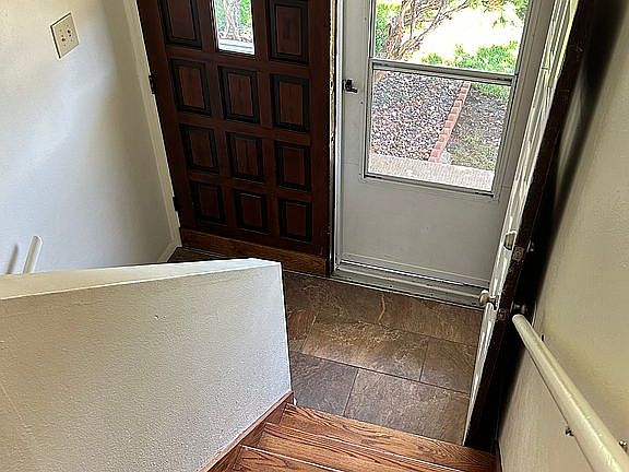Tile entry, hardwood floors!