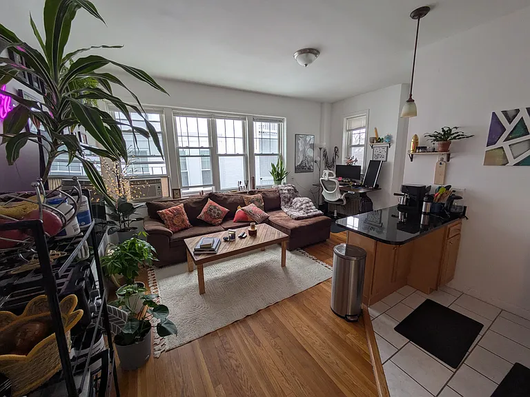 4 Ellsworth Ave #32 — Photo 1