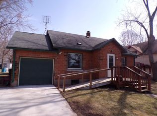 106 S Eaton Ave, Greenwood, WI 54437