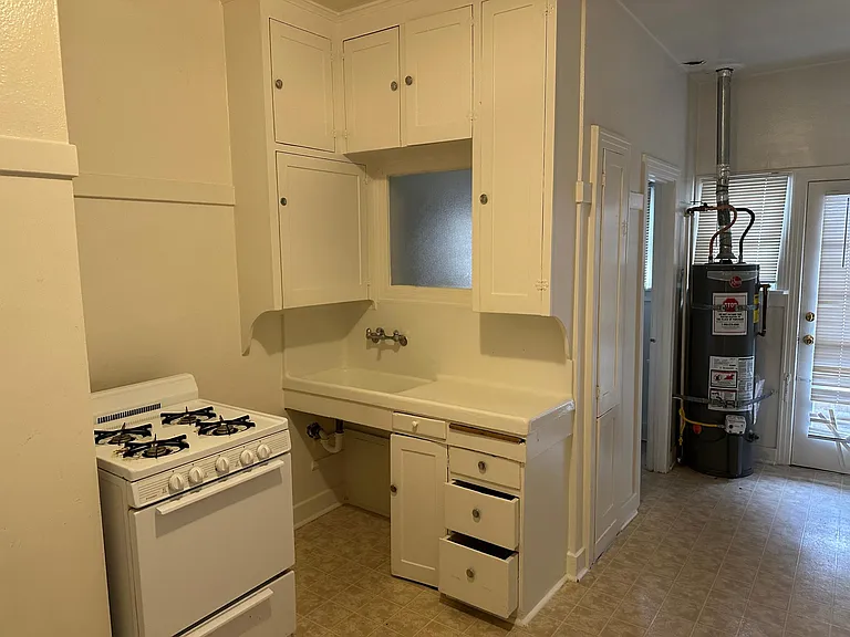 1508 E Wilson Ave #1/2 — Photo 5