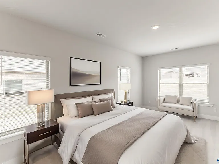 217 John Clift Cir — Photo 16