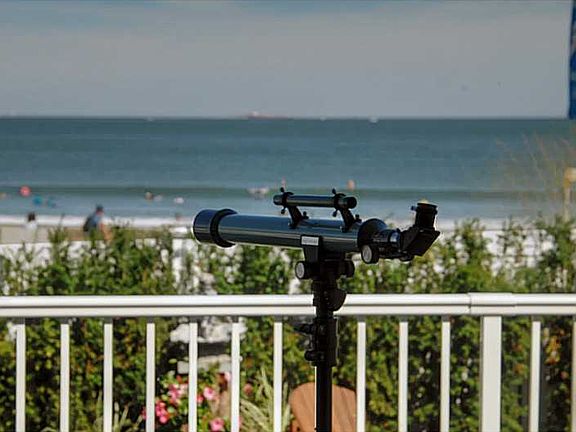 4th image of 23 Beach St #23