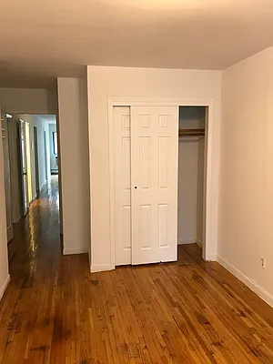 Rented by 18 REALTY | media 34