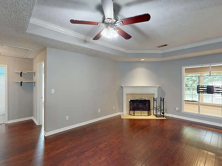 226 Meadow Oaks Ct — Photo 10