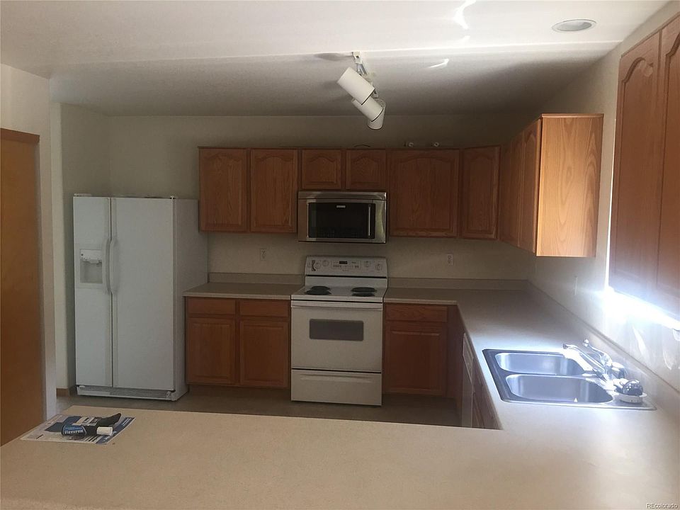 2nd image of 12525 Eastlake Dr