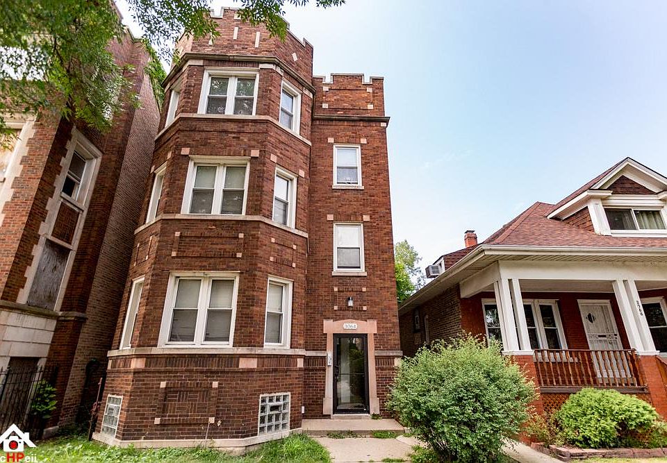 1st image of 3064 E Cheltenham Pl #3