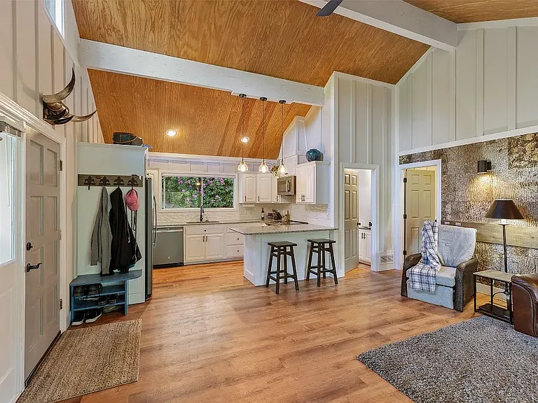 119 Heavens Gate Ln — Photo 23