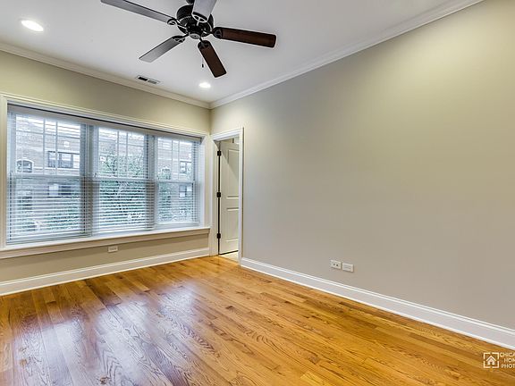 2nd image of 632 Hinman Ave #40