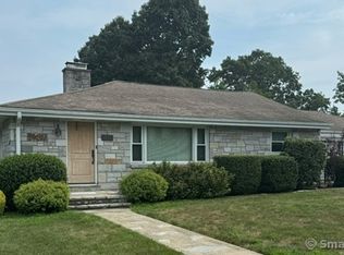 135 Park Terrace Ave, West Haven, CT 06516