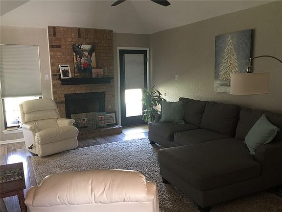 3rd image of 7326 Glenna Dr