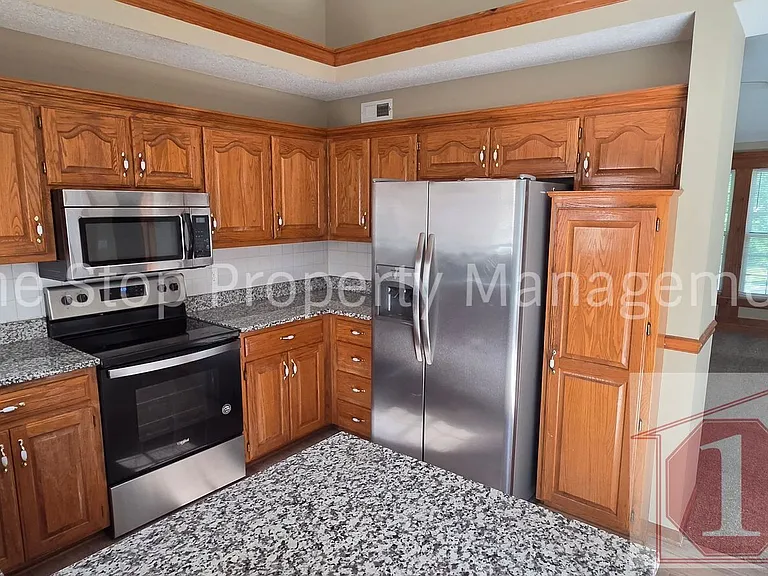 16002 Harold Dr — Photo 12