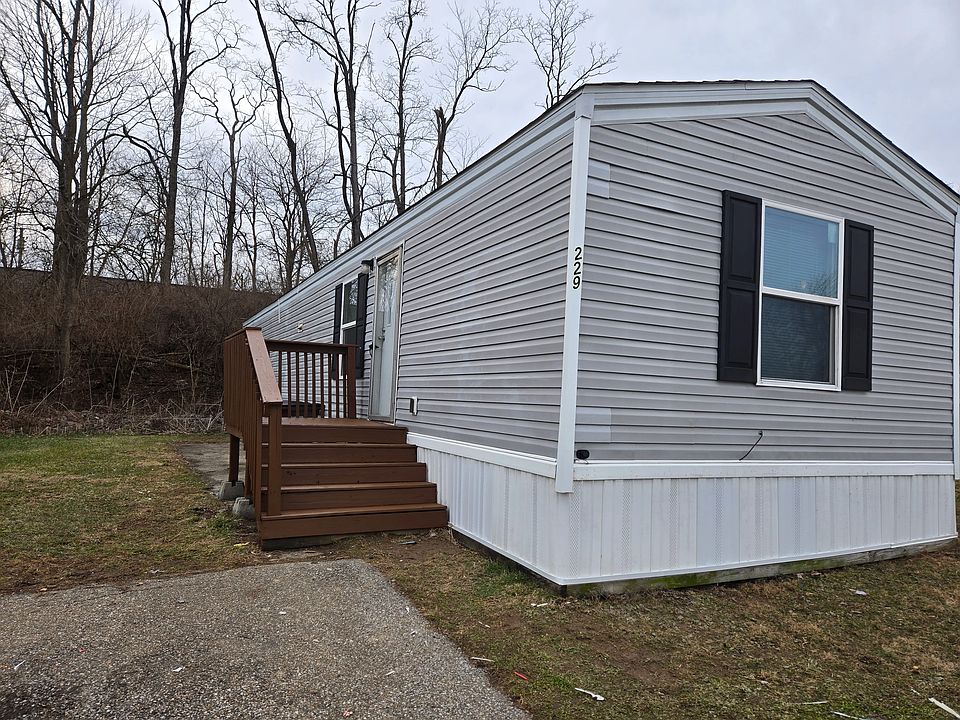 1st image of 229 Robin Dr