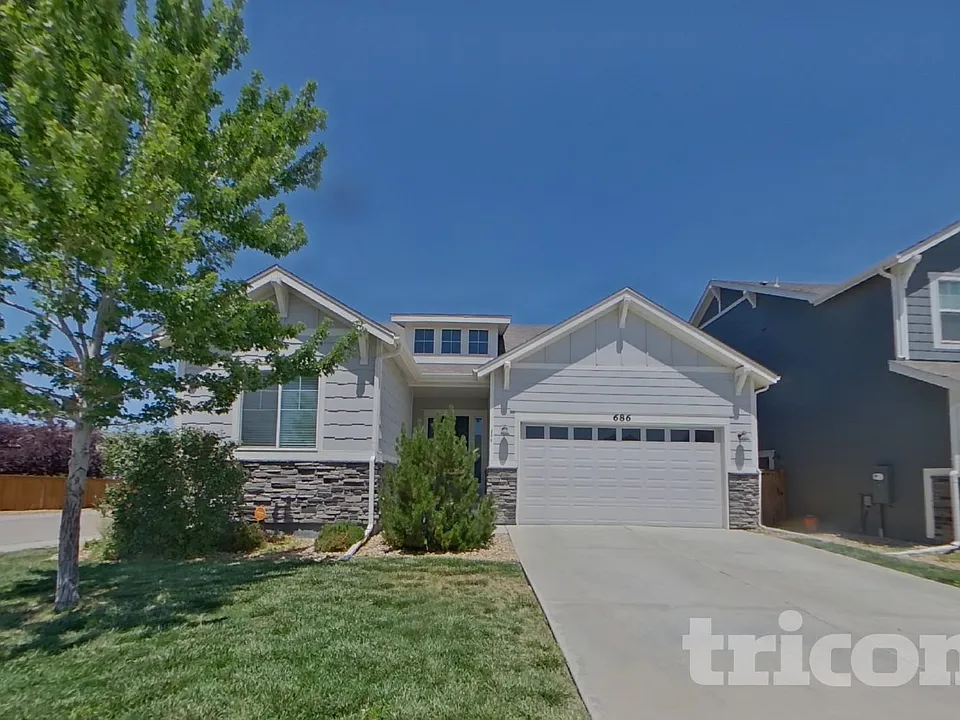 686 Ranchhand Dr