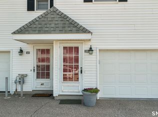 39 Commodore Cmns UNIT 39, Derby, CT 06418