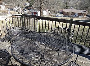 3rd image of 318 Mayfield Dr