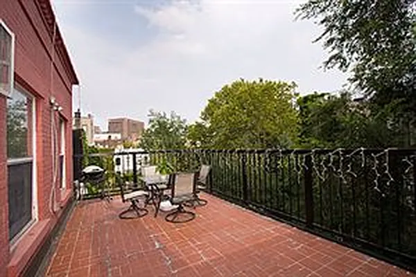 Rented by Douglas Elliman | media 18