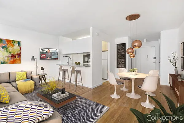 Rented by City Connections Realty | media 26