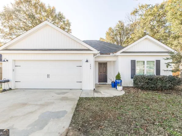 204 Laurel Woods Dr, Warner Robins, GA 31088