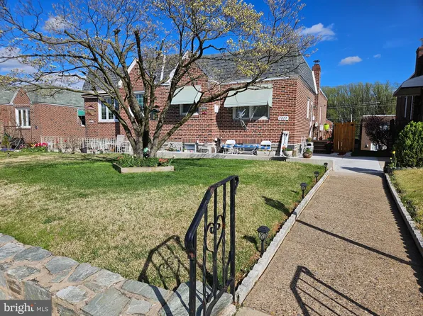 7827 Lister St, Philadelphia, PA 19152