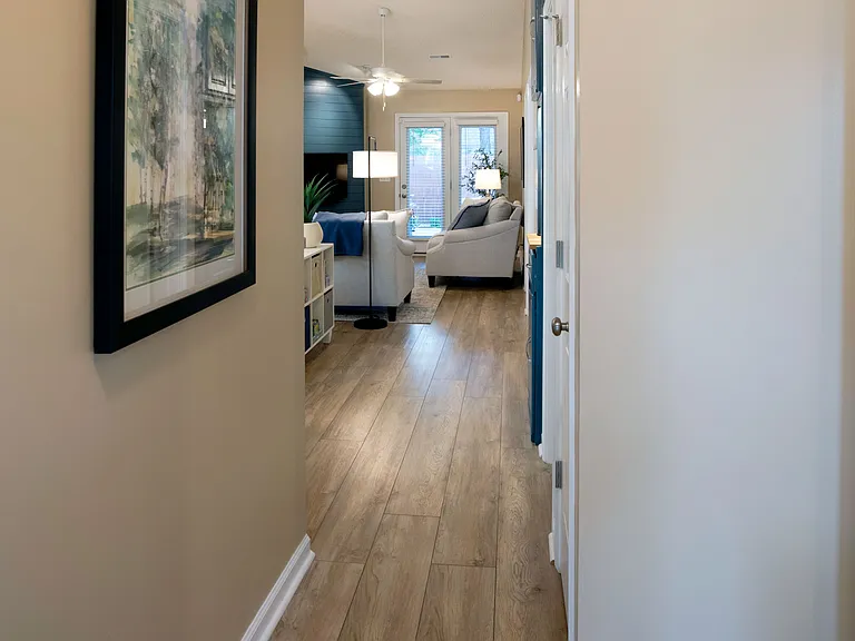 102 Palm Ct — Photo 28