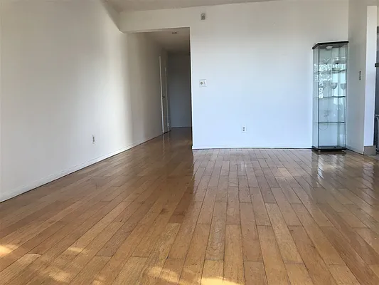 Rented by Urban Luxe | media 3