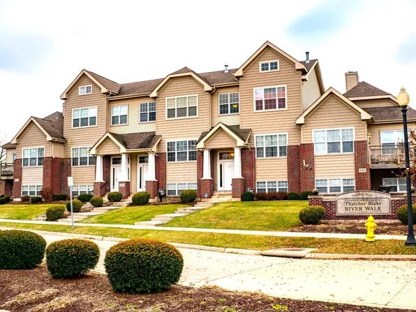 2433 River Oaks Ln Unit 3, Rockford, IL 61102