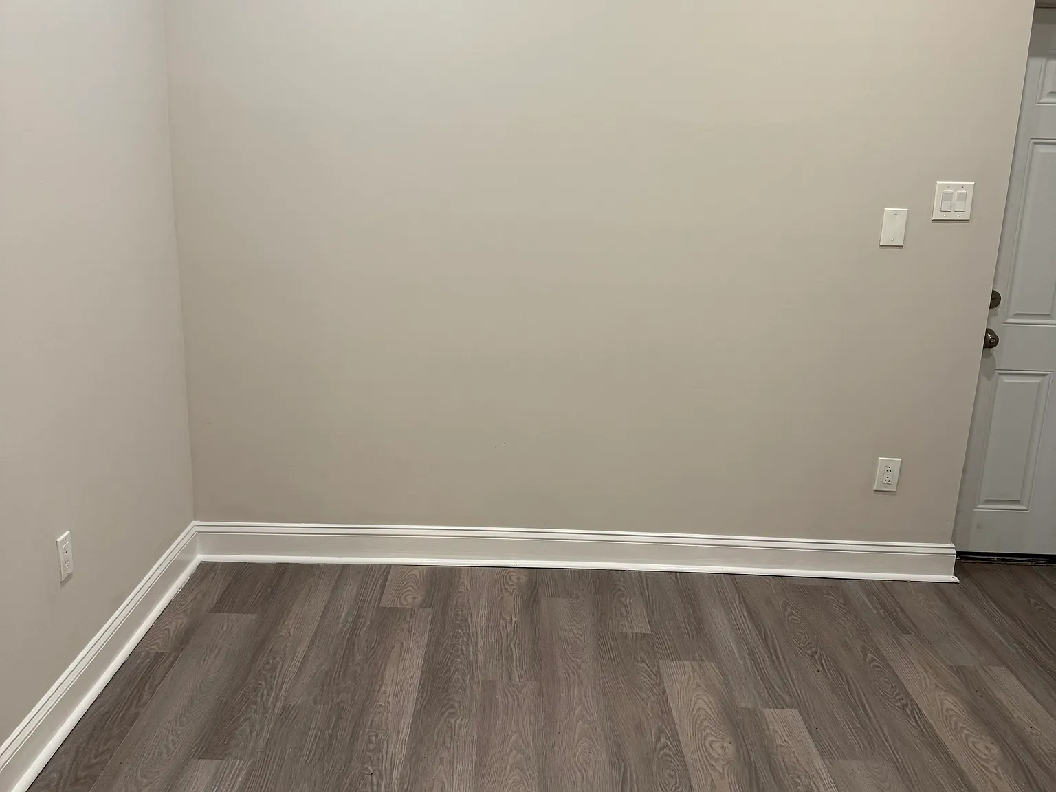1826 Ridge Ave — Photo 2