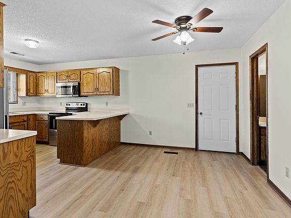 4th image of 4277 Parkview Ct