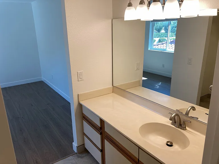 140 Willow Lake Dr — Photo 23
