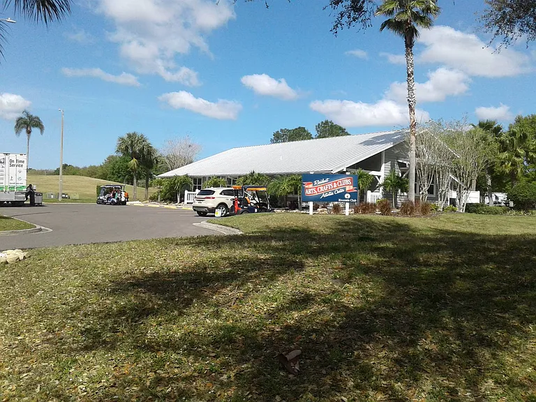 2113 Sawgrass Ln — Photo 40