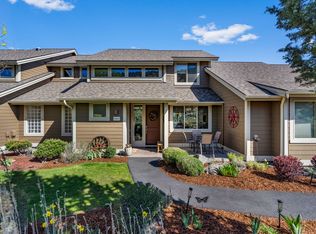 10869 Village Loop, Redmond, OR 97756