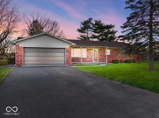 1035 W Highland Dr, Shelbyville, IN 46176