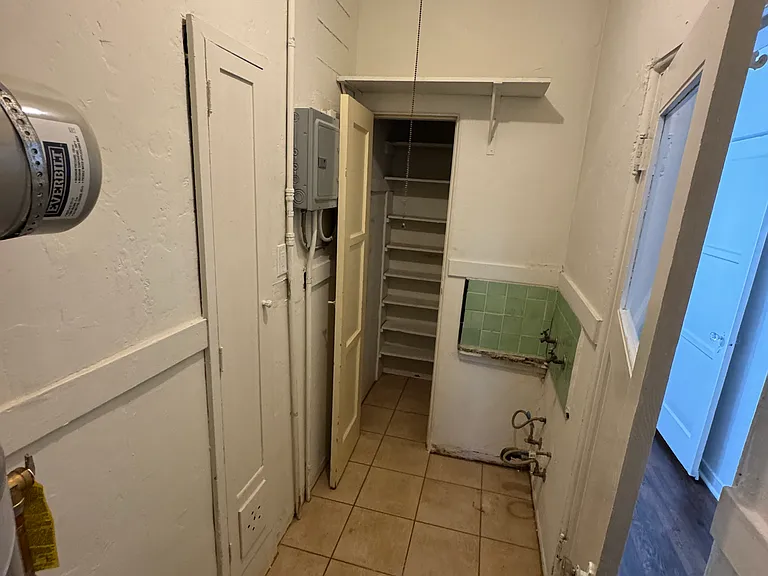 1874 S Redondo Blvd #1874 — Photo 34
