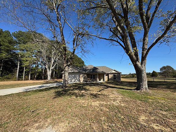 2nd image of 8369 State Line Rd