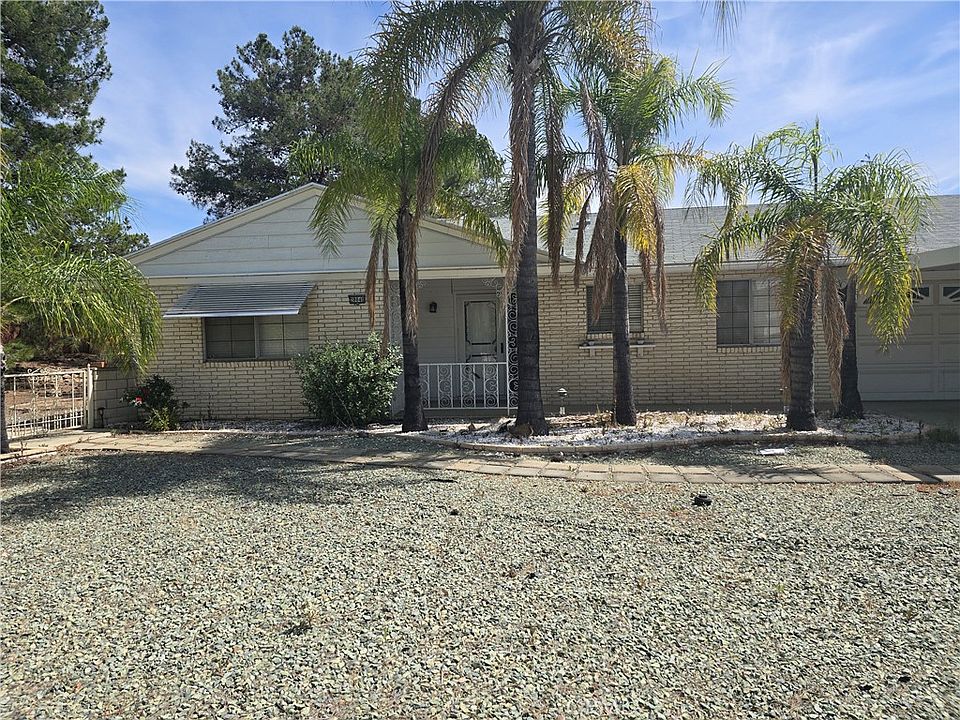 1st image of 28040 Winthrop Ct