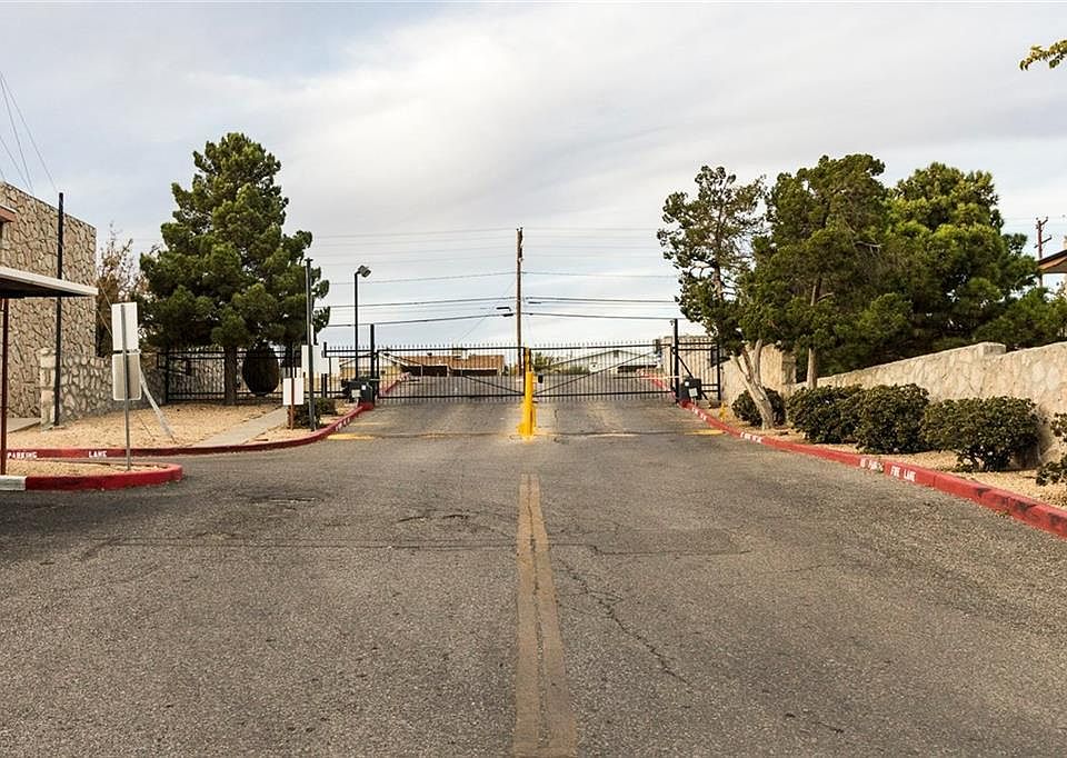1st image of 6400 Edgemere Blvd W #90