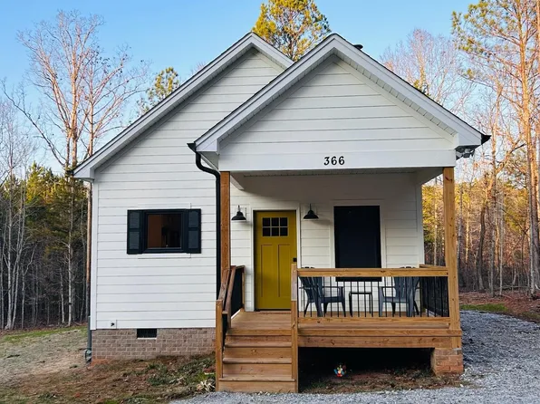 366 Skippers Lodge Rd, Cross Hill, SC 29332