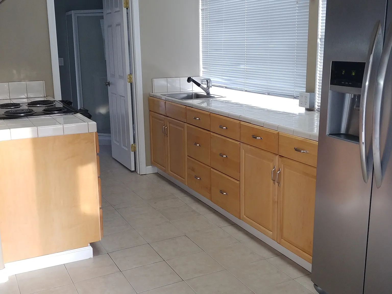 2 bed, 1350 sqft, $3,975 — Photo 4