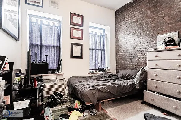 Rented by Metropolitan Property Group | media 39