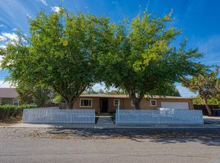 616 N 4th St, Patterson, CA 95363