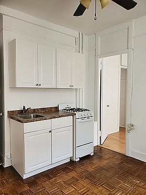 2nd image of 516 E 78th St APT 5K