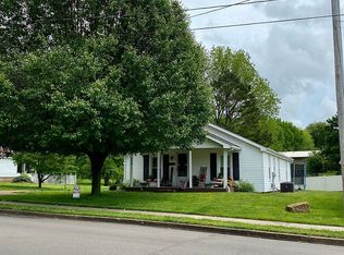 918 W Liberty St, Farmington, MO 63640