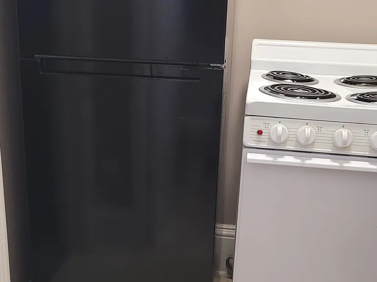 512 W Ionia St #B — Photo 10