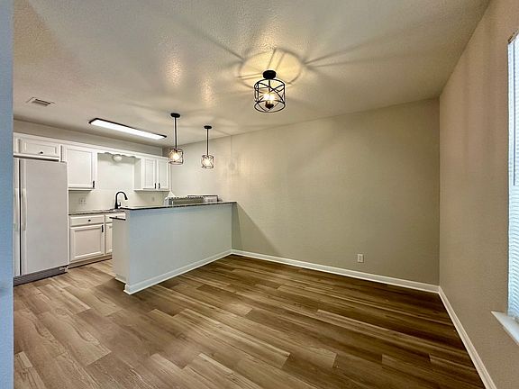 4th image of 1231 Wood Ave #63