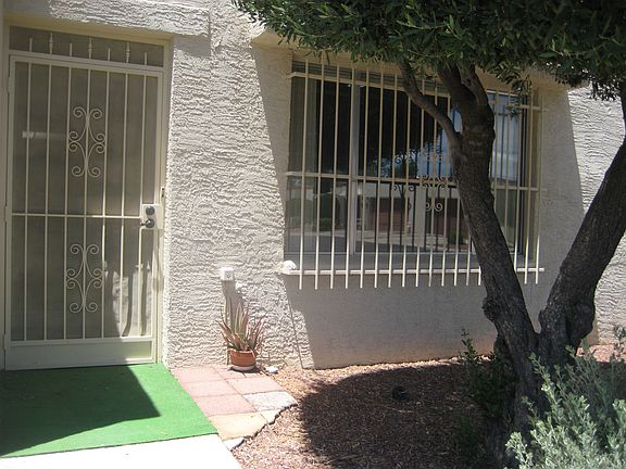 2nd image of 1259 N Tracy Ave