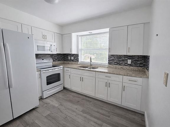 5th image of 7531 Abonado Rd