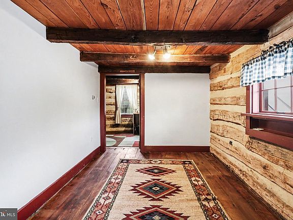 4th image of 3201 Spring Rd