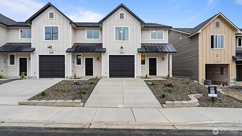 2nd image of 3541 W 6th Place