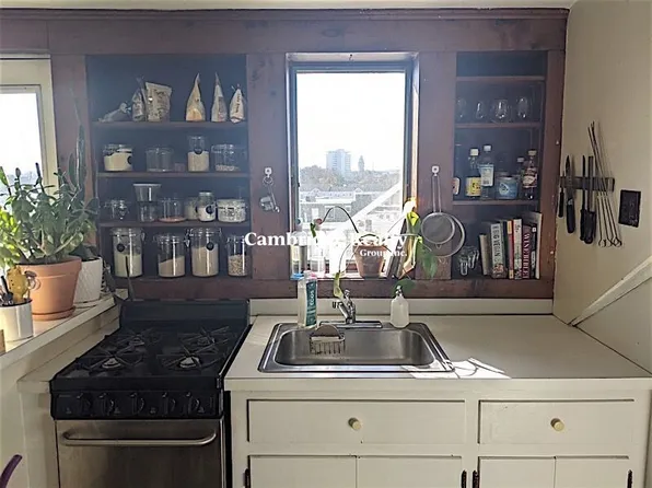 58 Atherton St, Somerville, MA